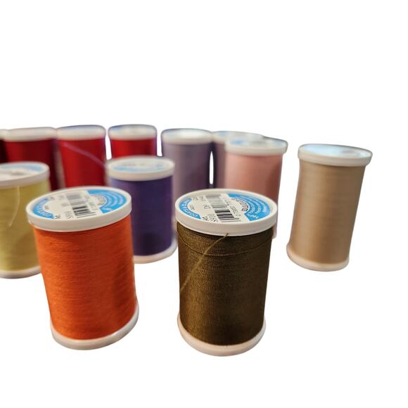 Coats and Clark Thread various colors - Picture 4 of 9